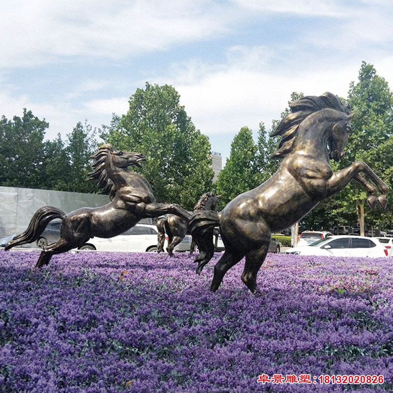 公園奔馬銅雕