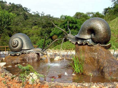 公園蝸牛銅雕